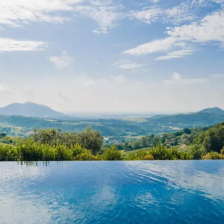 Le Volpi Agroturismo *