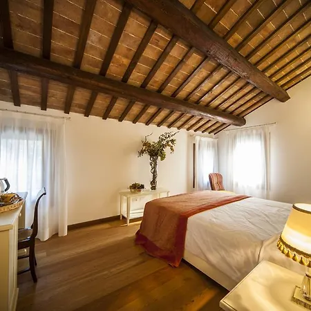 Le Volpi Baone